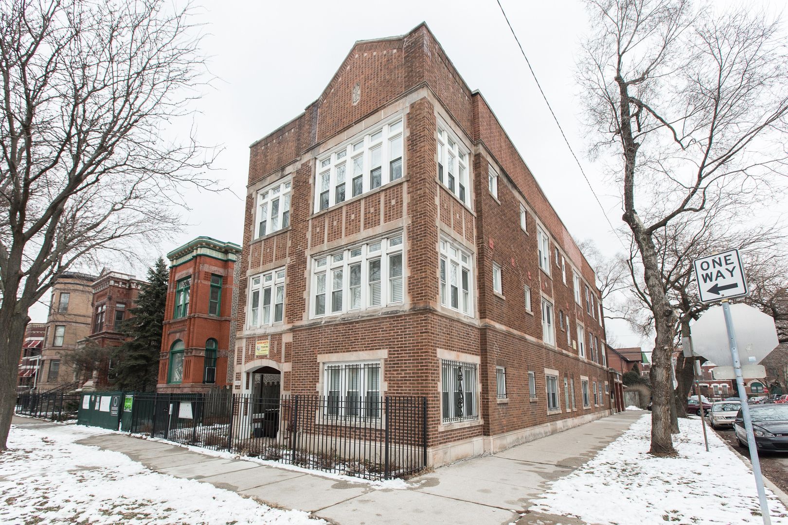 Chicago Apartment: 1501 N. Bell Ave, #2W