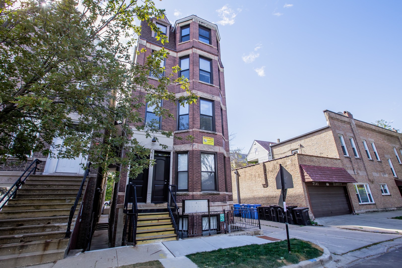 Chicago Apartment: 2147 W Webster Ave, #3F