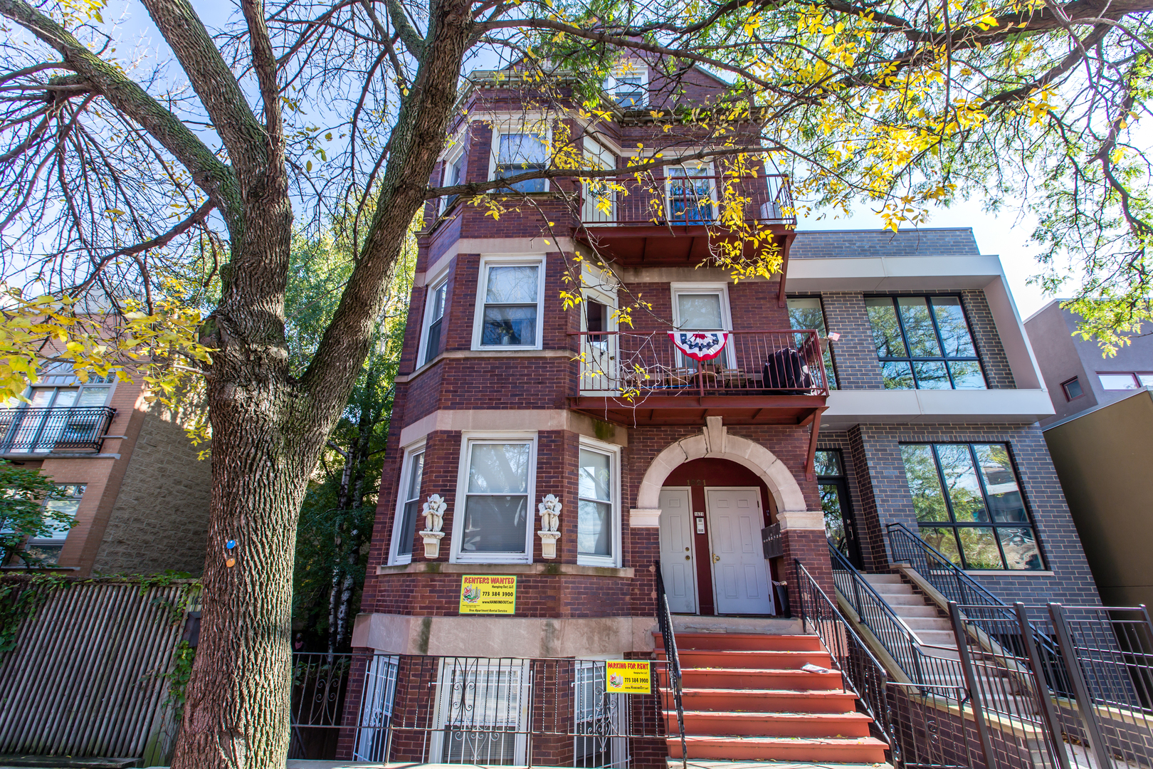 Chicago Apartment: 1621 N Honore St, #3R