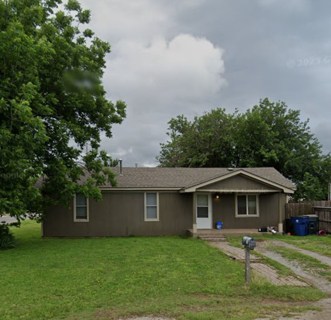 Elgin House: 812 4th Street