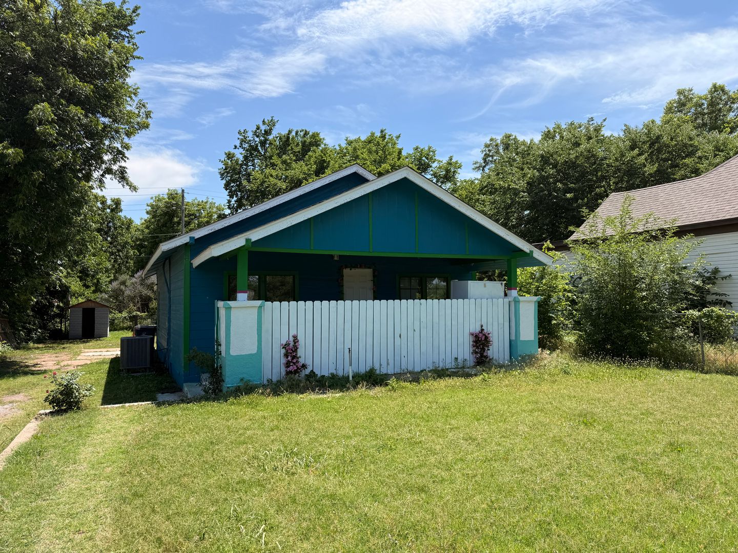 Lawton House: 908 SW G Ave