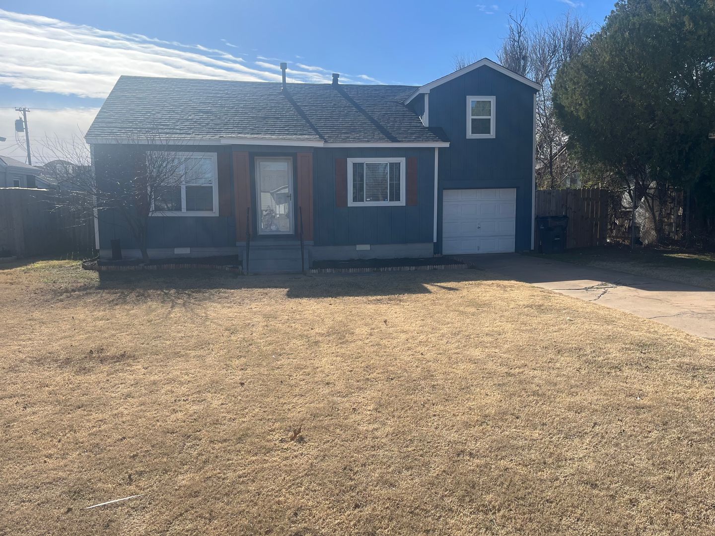 Lawton House: 1924 NW Arlington