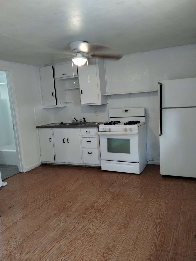 Lawton Apartment: 408 Southwest 13th Street