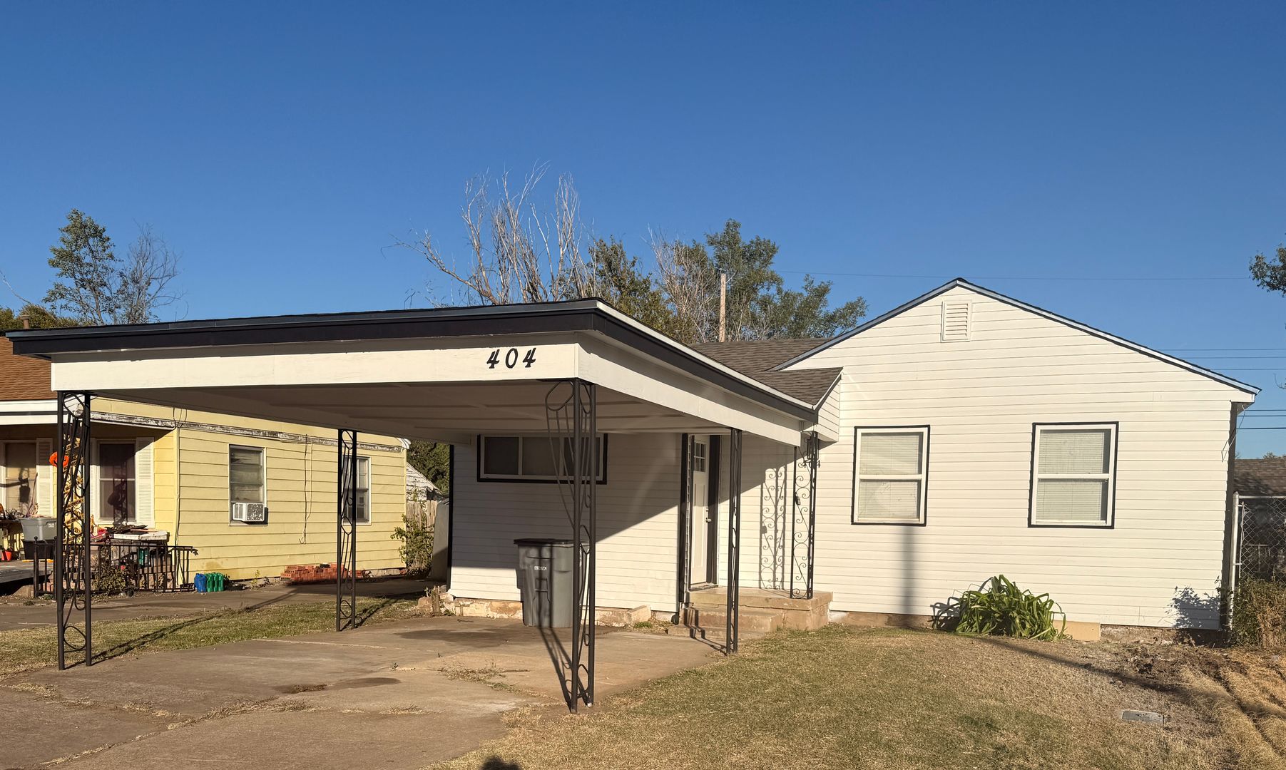 Lawton House: 404 SW 24th Street