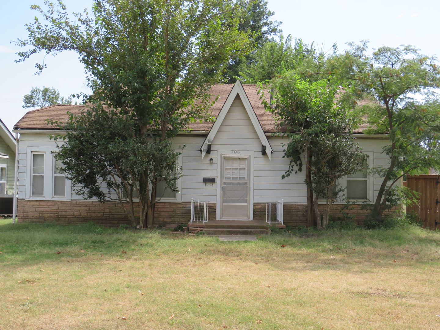 Lawton House: 706 NW Euclid