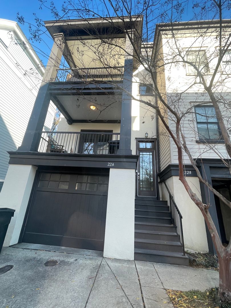 Charleston House: 55A Morris Street #22