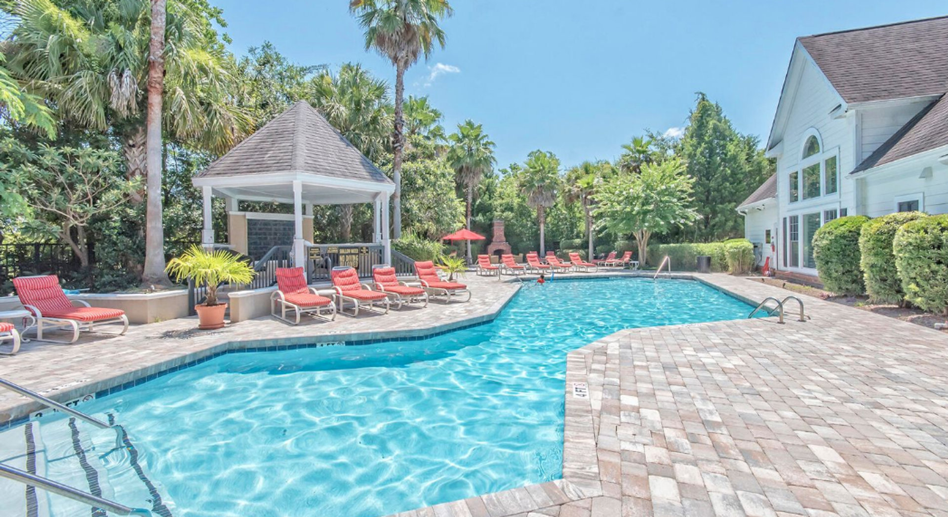 Charleston House: 45 Sycamore Avenue #1415