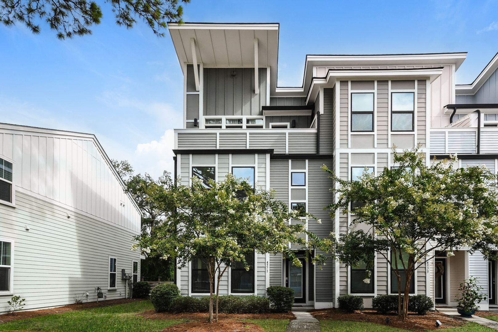 North Charleston House: 4571 Summey Street