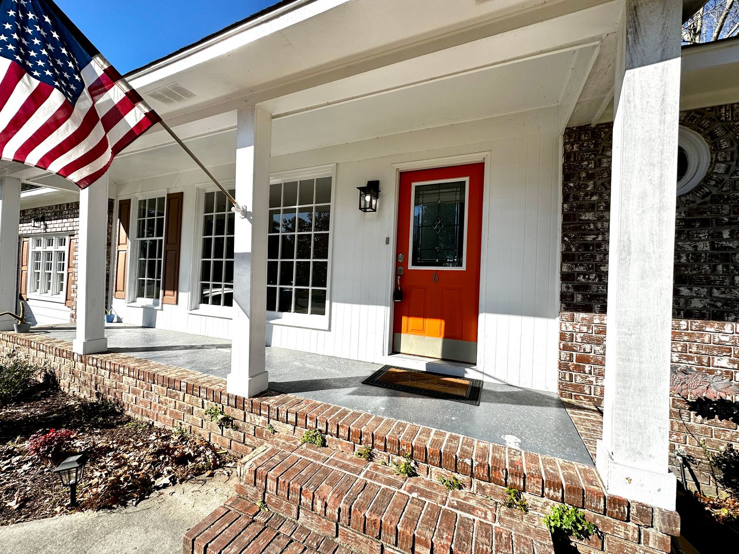 Goose Creek House: 6 Duck Pond Court