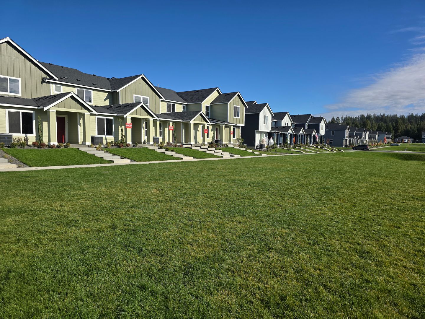 Hayden House: 86 E. Spirea Lane