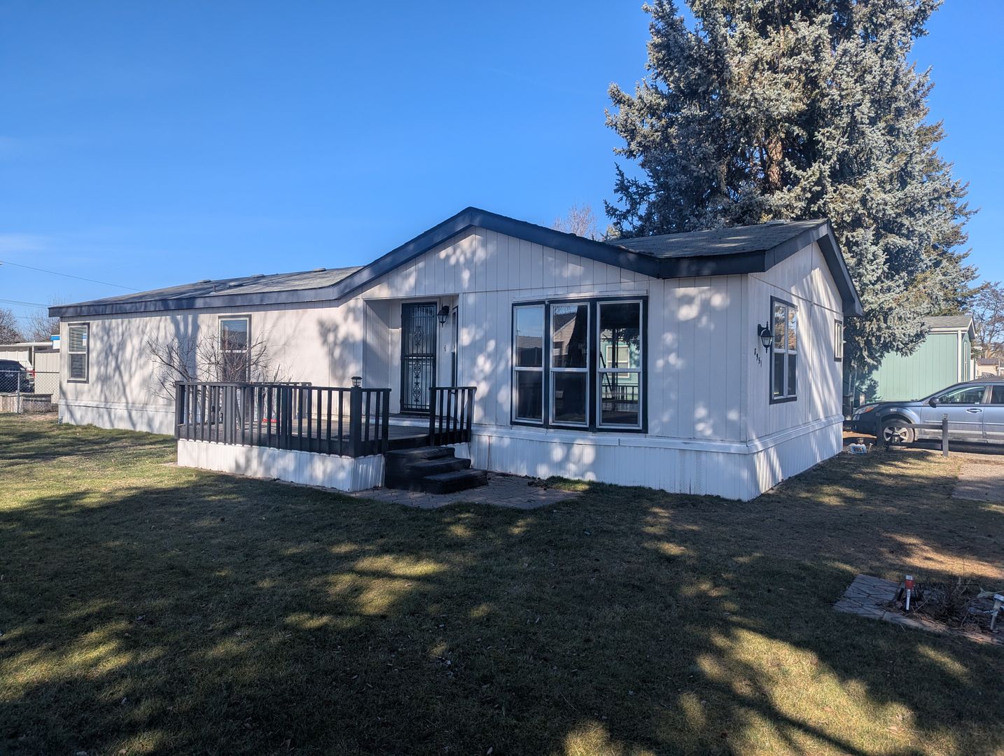 Hayden House: 8951 N. Runkle Rd.