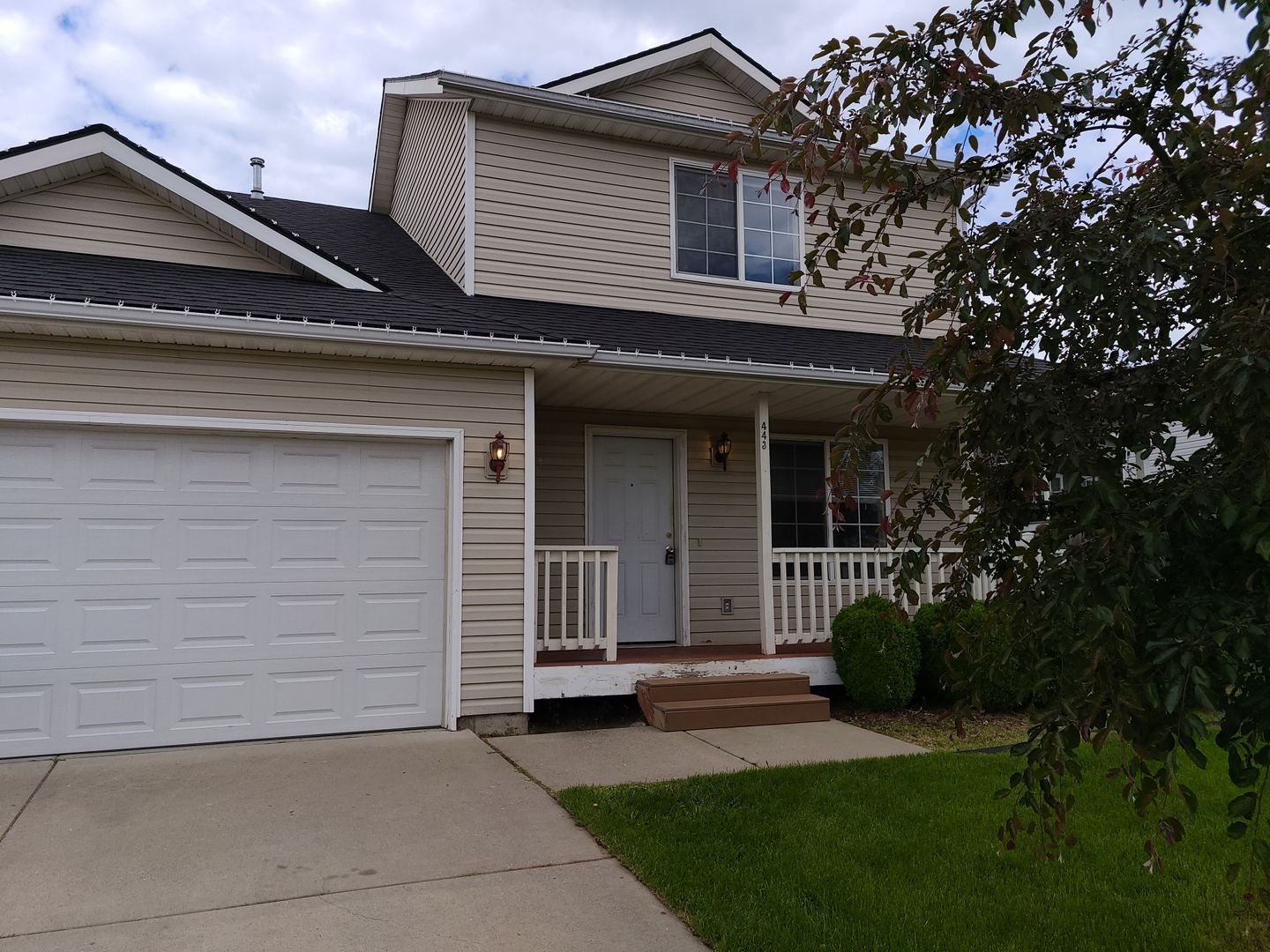 Coeur d Alene House: 443 E. Dragonfly