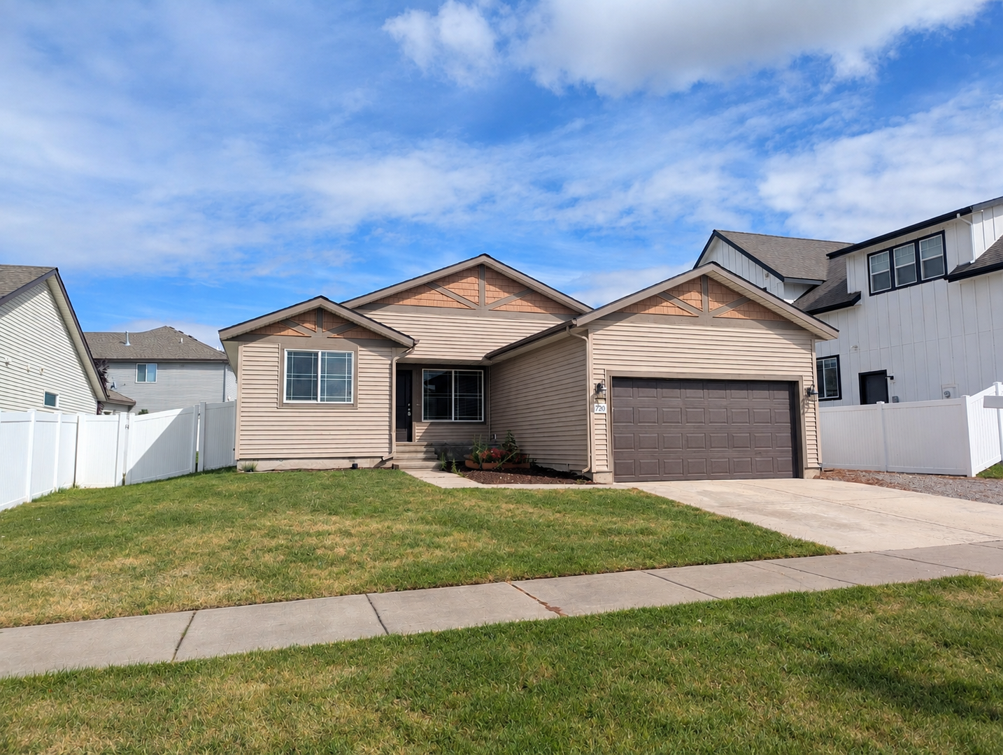 Coeur d' Alene House: 7290 N Bandon Lane