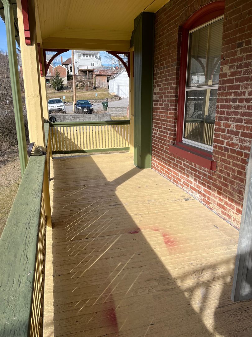 Bellefonte Apartment: 129 W. Linn Street