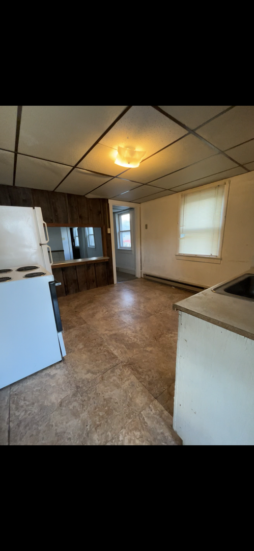 Port Matilda Apartment: 200 S Main St
