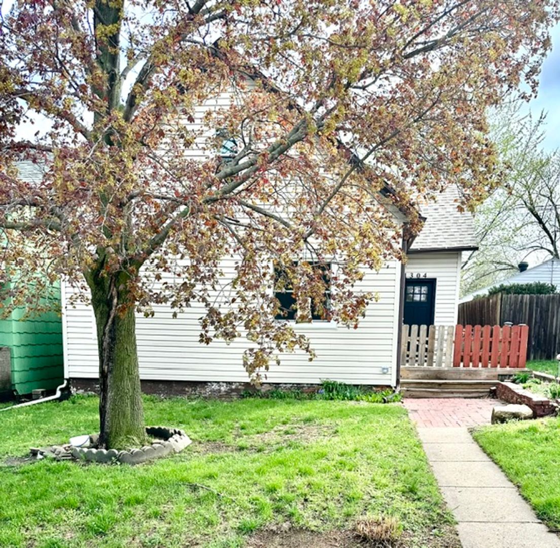 Michigan City House: 1304 Buffalo