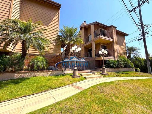 Charming Gardena Apartment with 2-Car Garage & Community Pool – photo 1