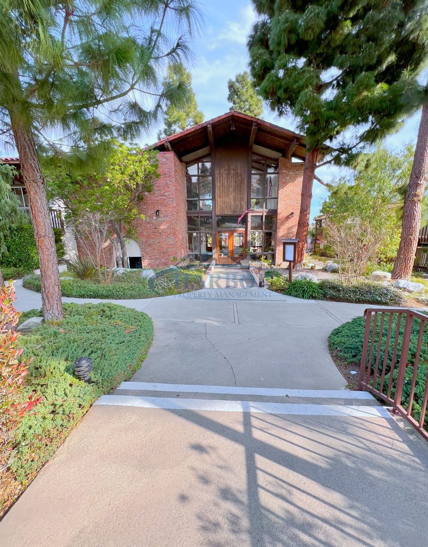 San Pedro House: 302 Miraleste Drive - 18