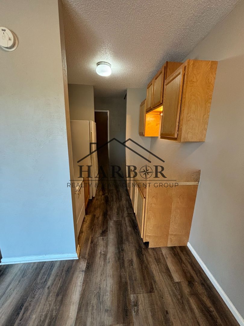 Austin Apartment: 900 14th Street NW