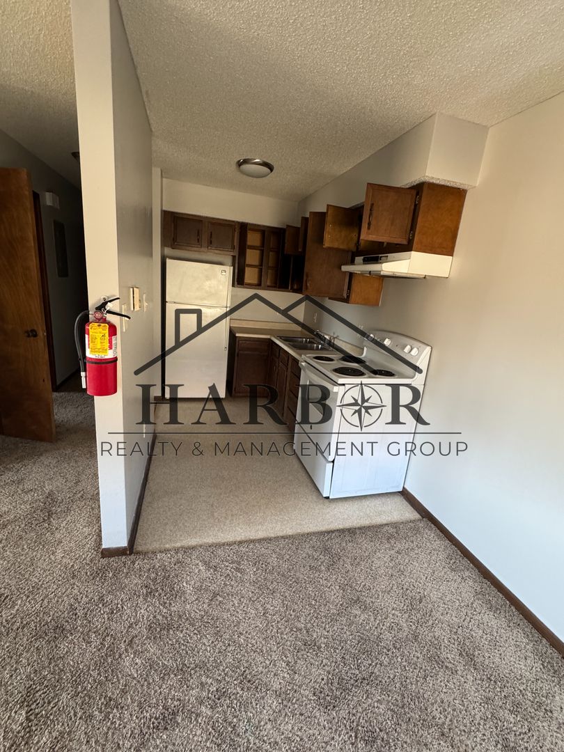 Boone Apartment: 622 Greene Street