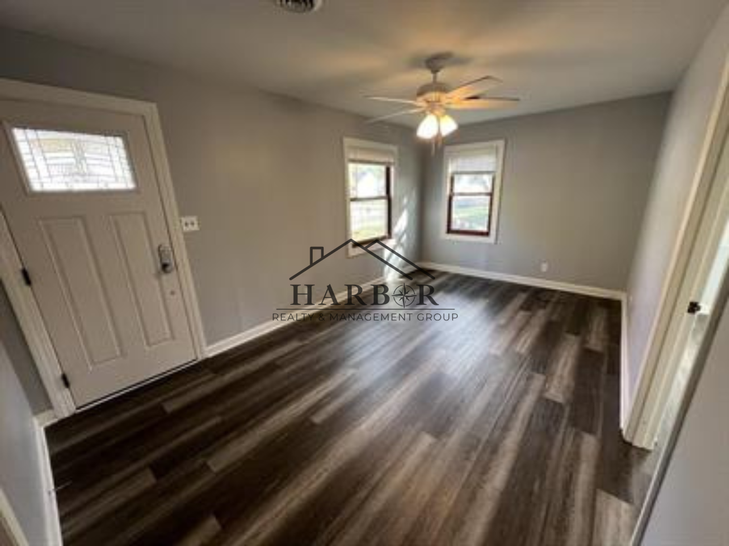 Austin House: 1506 7th Street SE