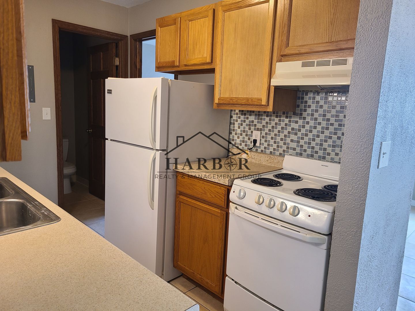 Austin Apartment: 900 14th Street NW