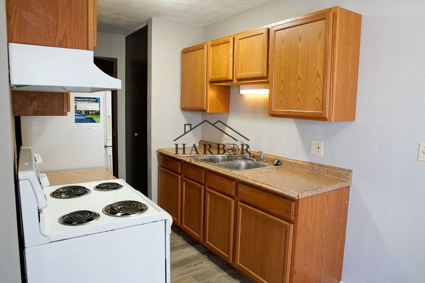 Austin Apartment: 900 14th Street NW