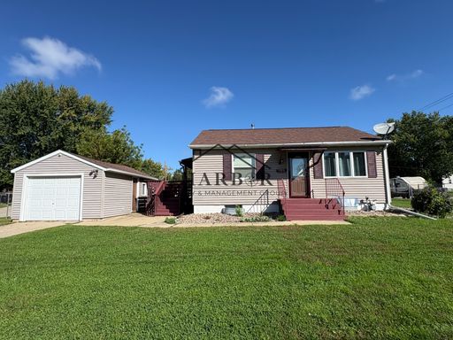 Listing photo thumbnail