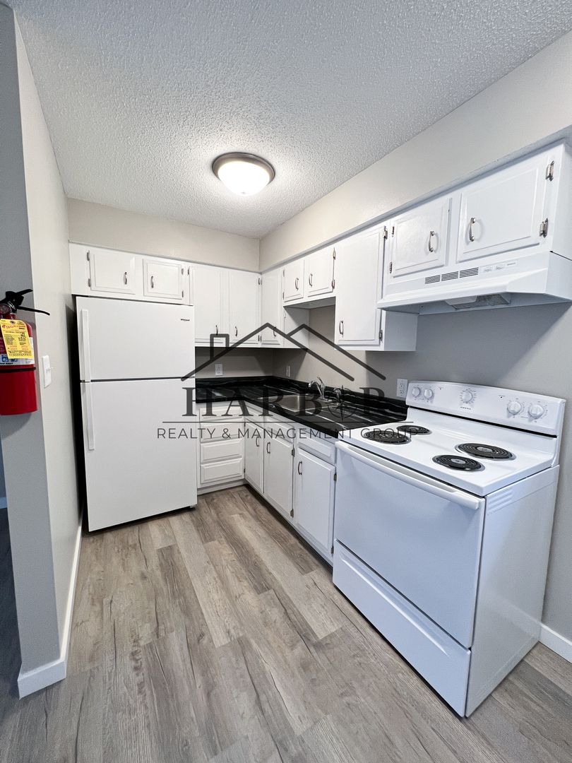 Boone Apartment: 610 Greene Street