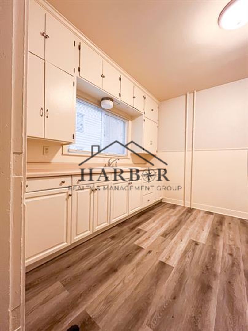 Rochester Apartment: 123 11th Avenue Southeast