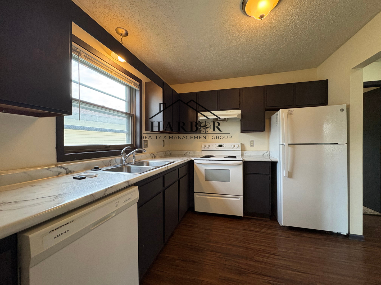Rochester Apartment: 2414 30th Ave NW