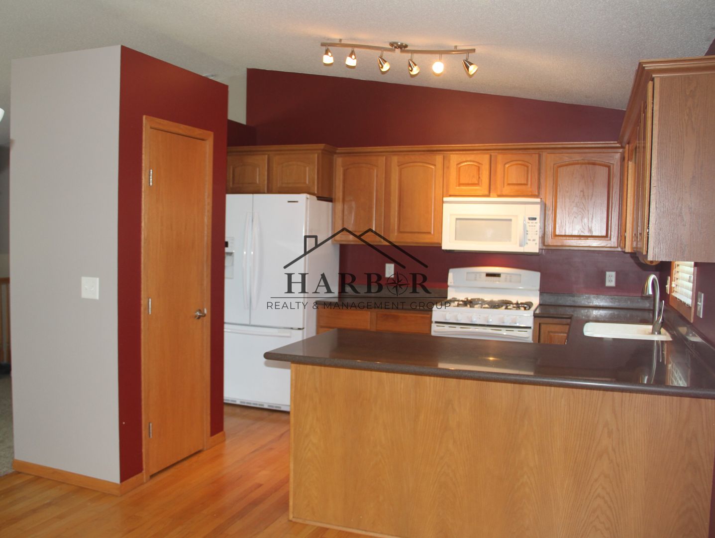 Rochester House: 4874 Opal Lane NW