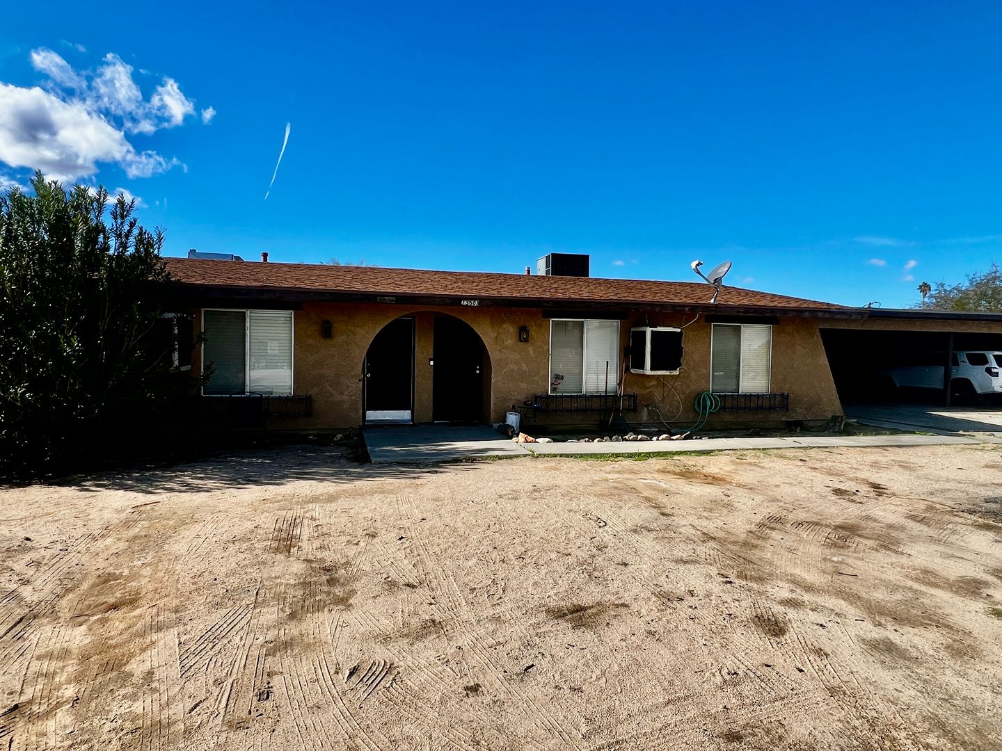 29 Palms Apartment: 73601 - 73607  Sun Valley Dr.