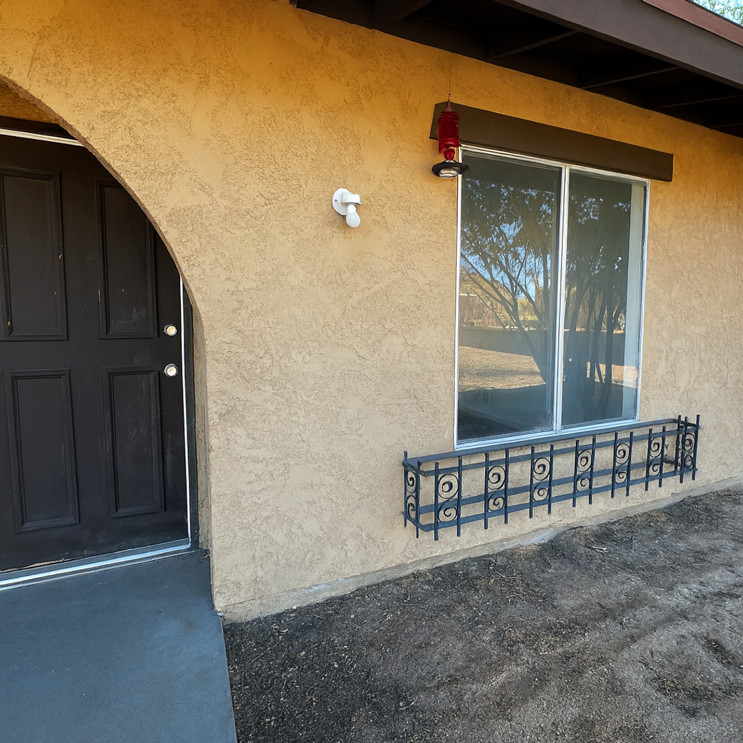 29 Palms Apartment: 73601 - 73607  Sun Valley Dr.