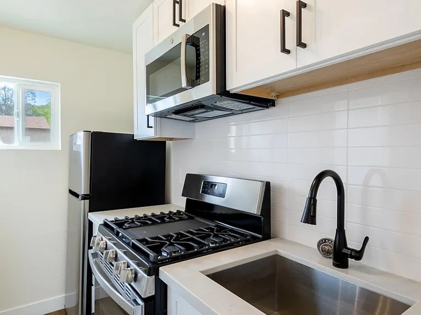 Twentynine Palms Apartment: 6563 Oasis Avenue