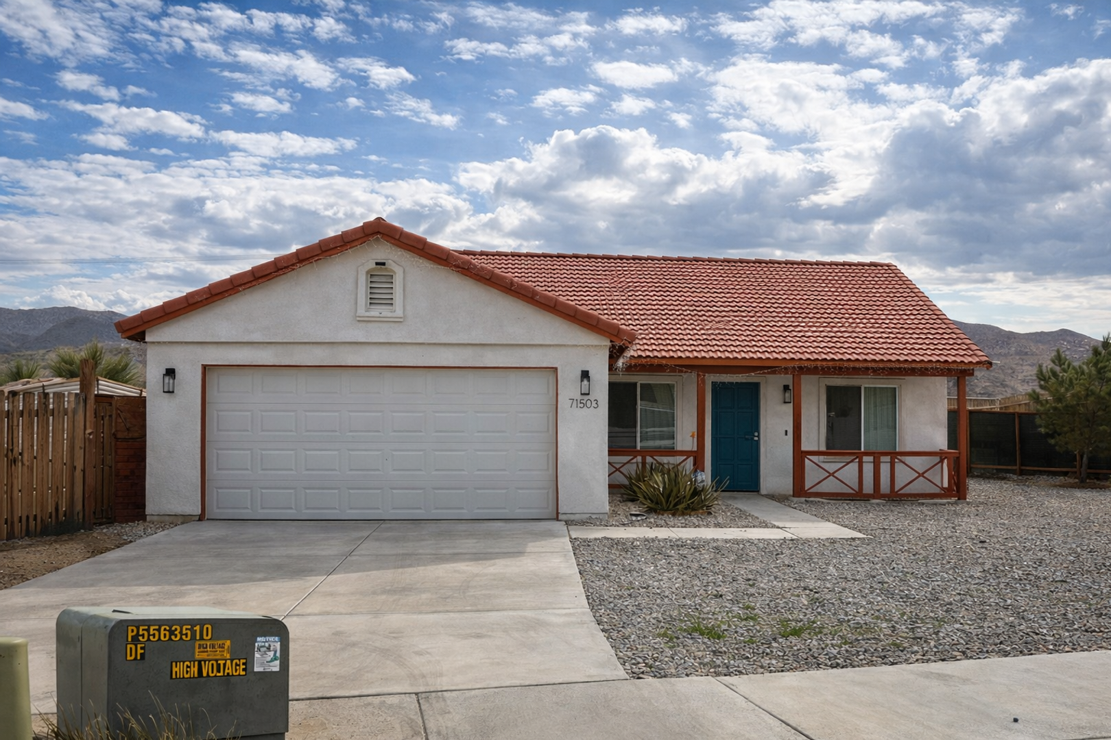 29 Palms House: 71503 Sunflower Dr