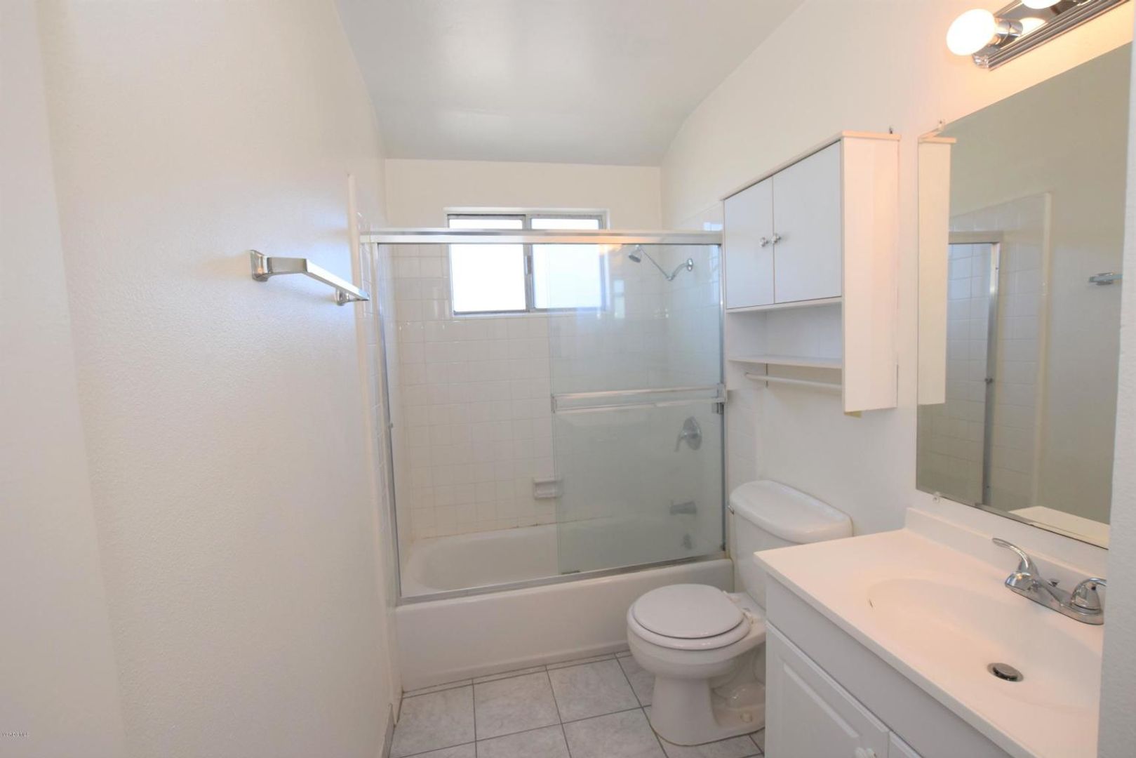 PORT HUENEME House: 2670 VICTORIA AVENUE