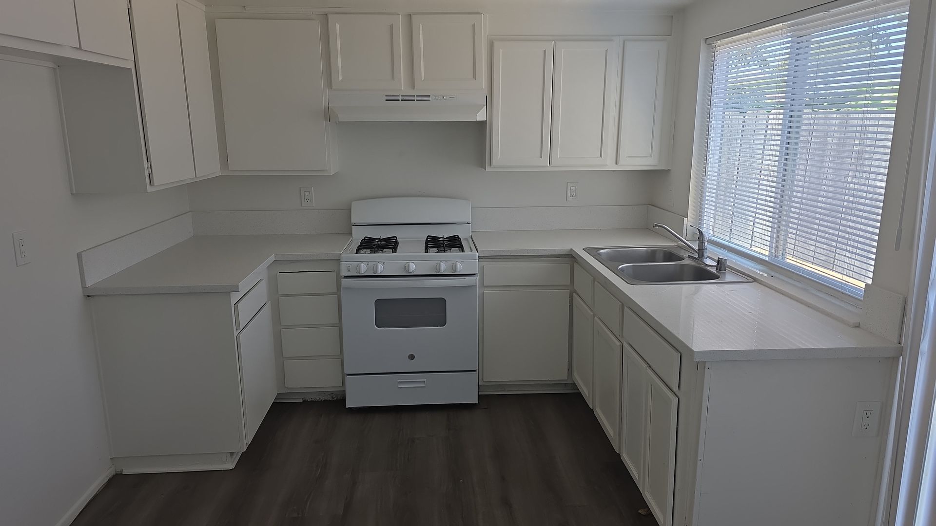 OXNARD Apartment: 4521 TERRACE AVENUE