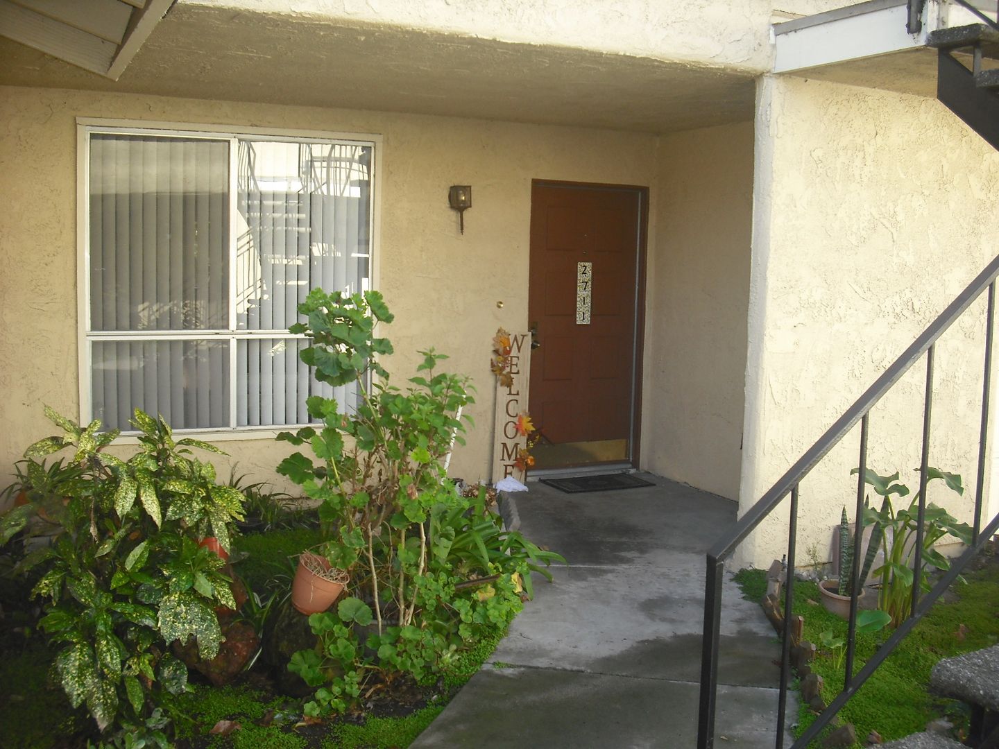 PORT HUENEME House: 2711 JILL PLACE