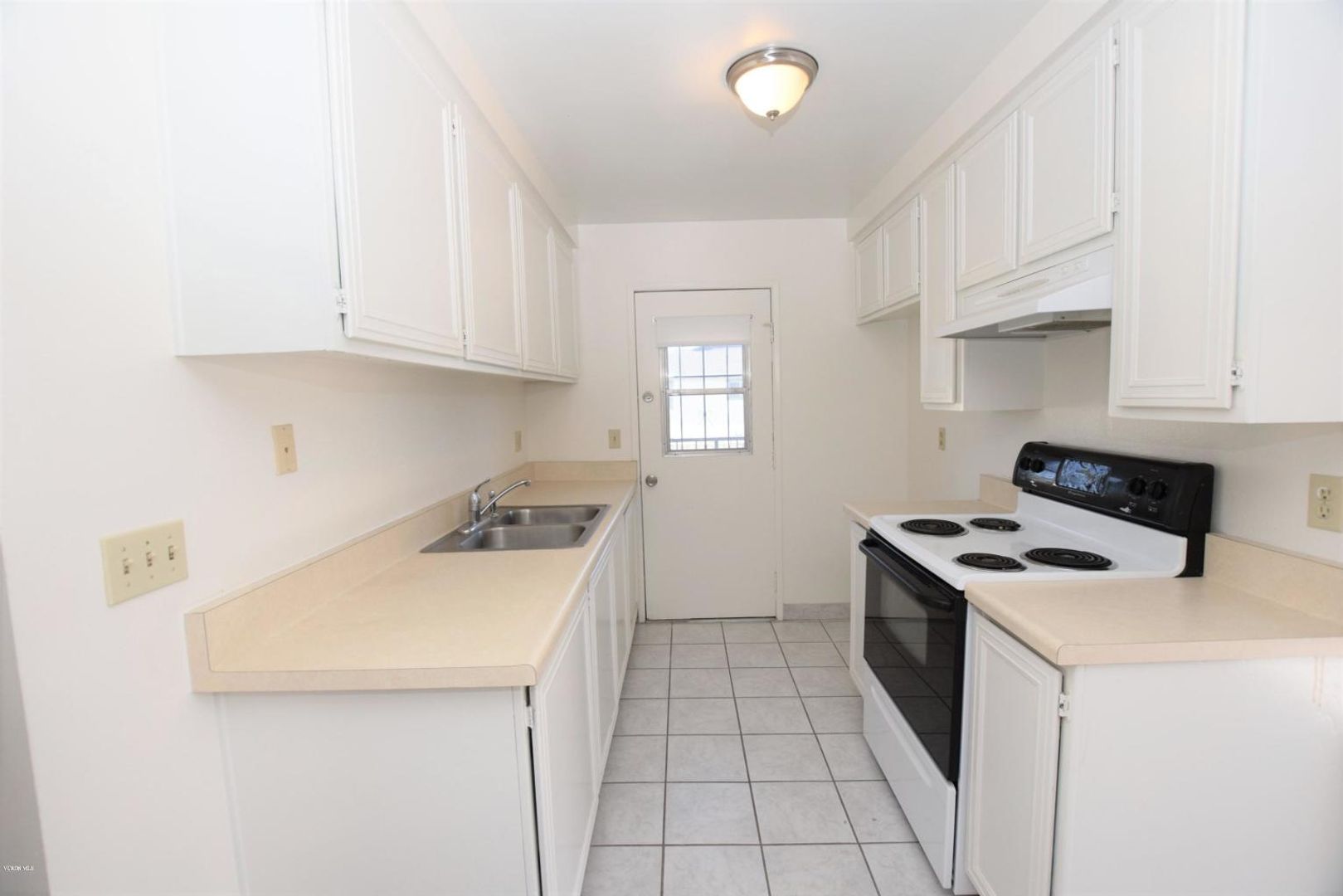 PORT HUENEME Condo: 2670 VICTORIA AVENUE