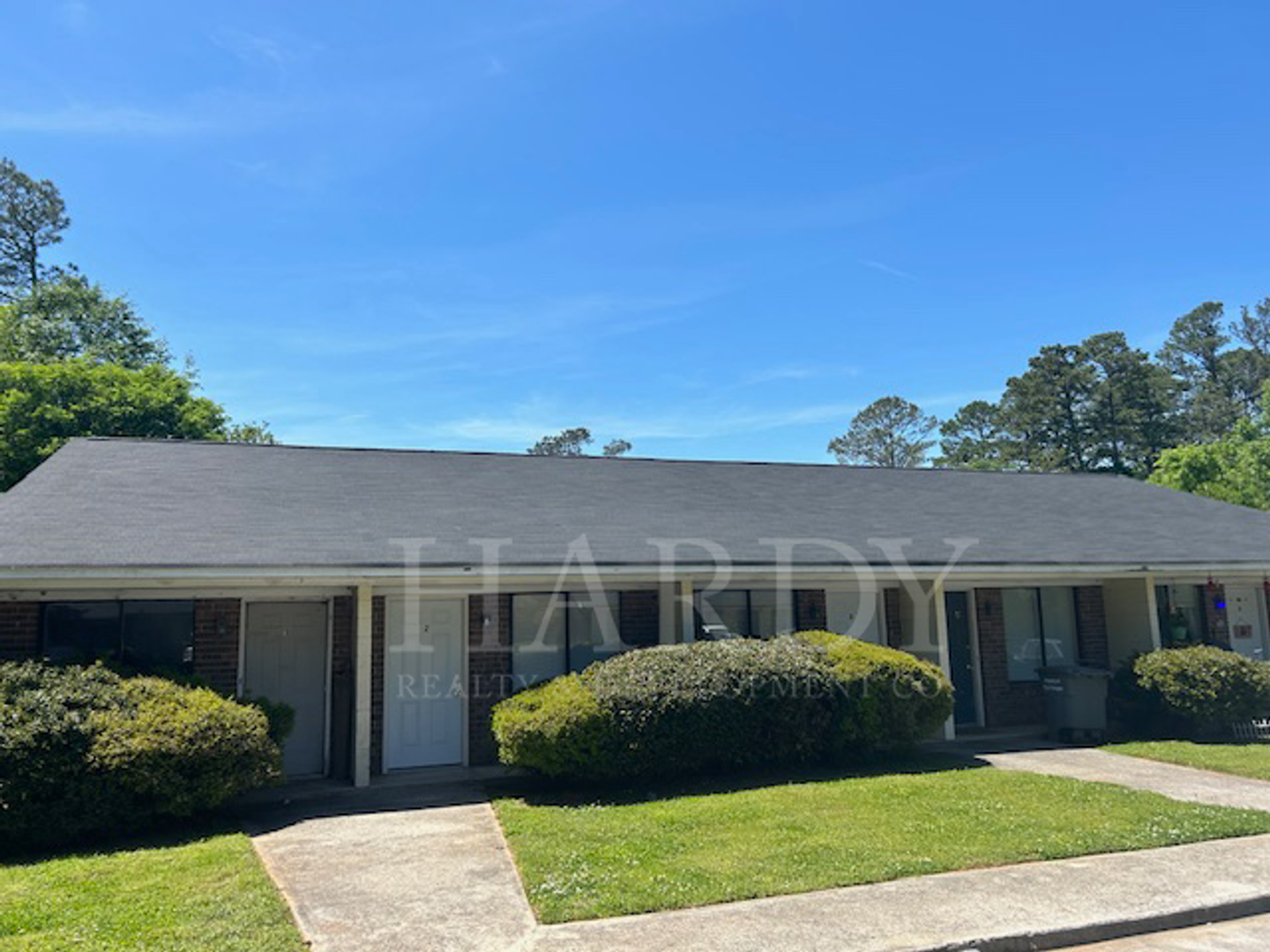 Cedartown Apartment: 159 Adamson Dr (1-6), 27 C&D & 37 A&B Allen Dr, 243 Peachtree St