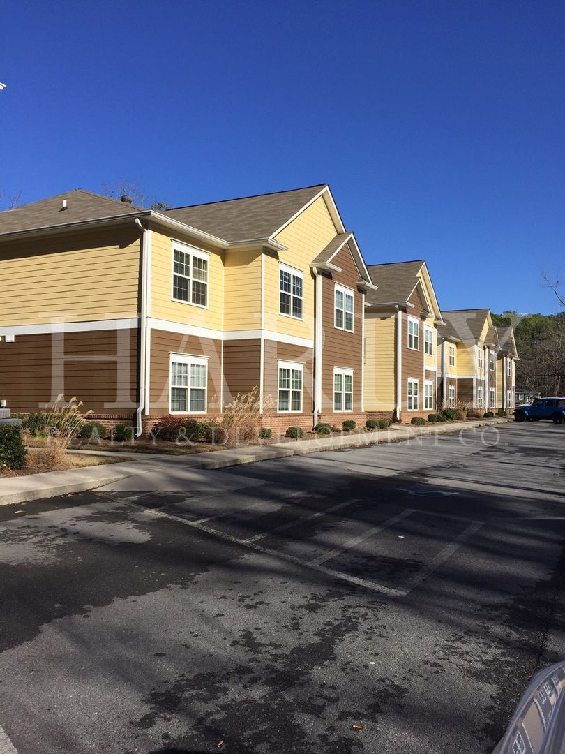 Rome Apartment: 4469 Martha Berry Highway