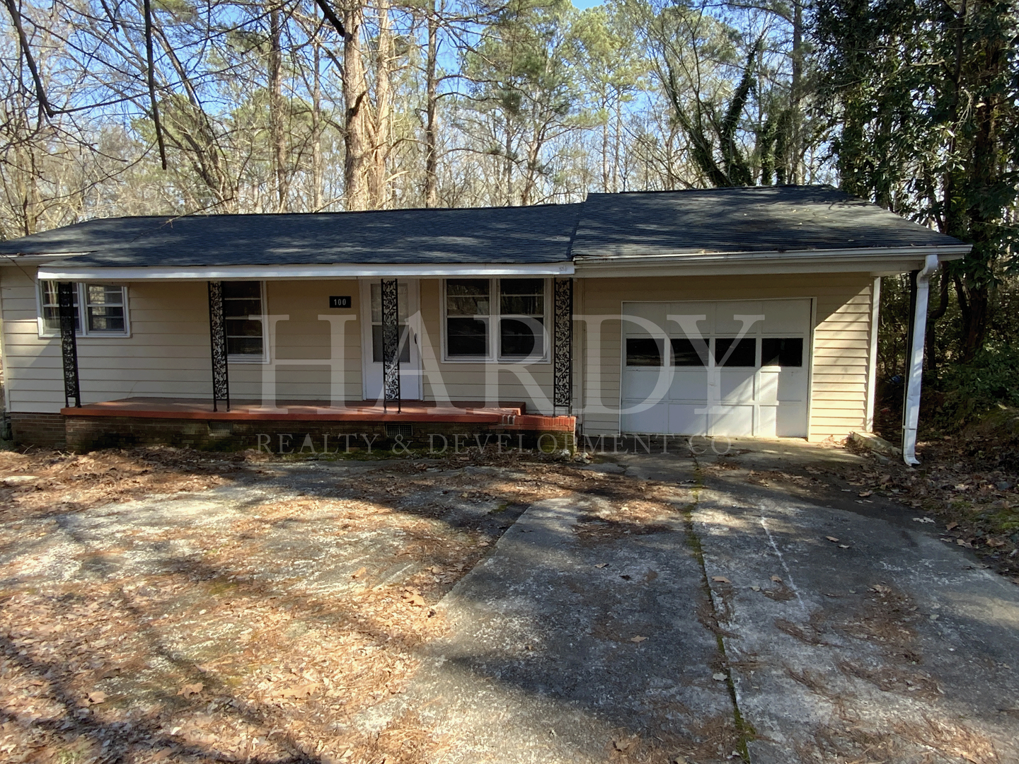 Rome Apartment: Asbury Drive