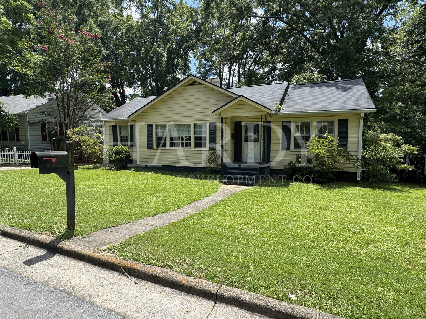 Rome House: 312 Roswell Avenue