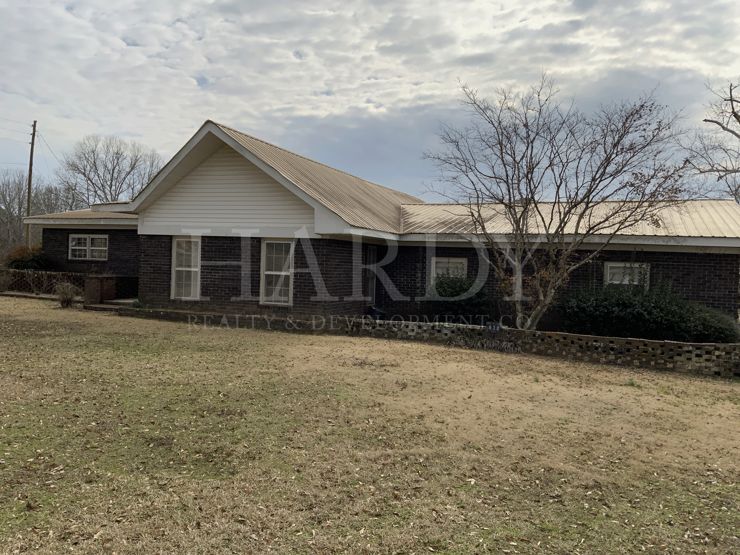 Cedartown House: 830 Antioch Rd