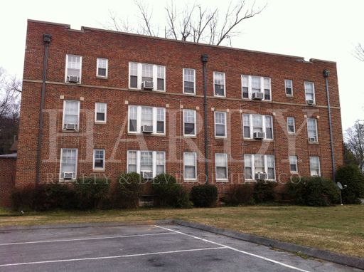 1 Bedroom Apartment – 203 E 4th St, Apt 11, Rome, GA 30161
