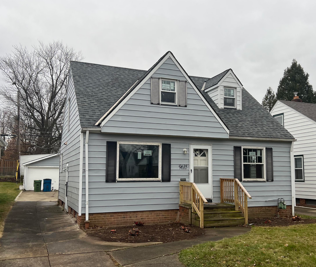 Parma Heights House: 9635 Snow Rd