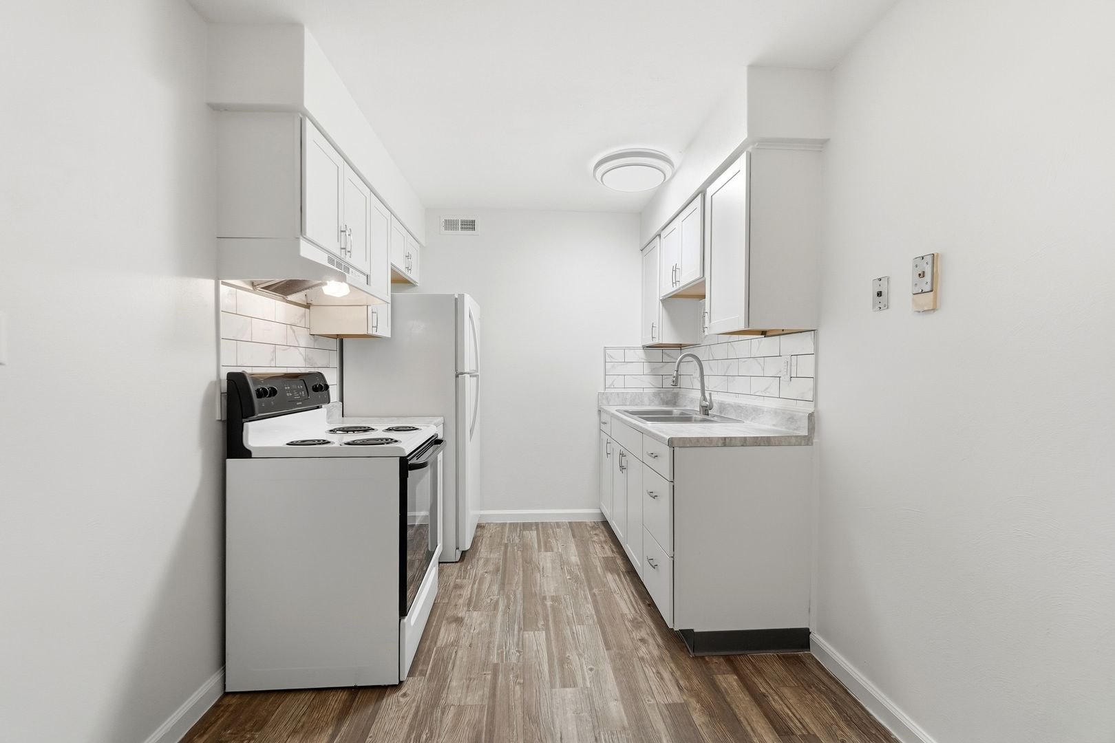 Prime at Uptown Apartments &amp; Townhomes 6 of 8