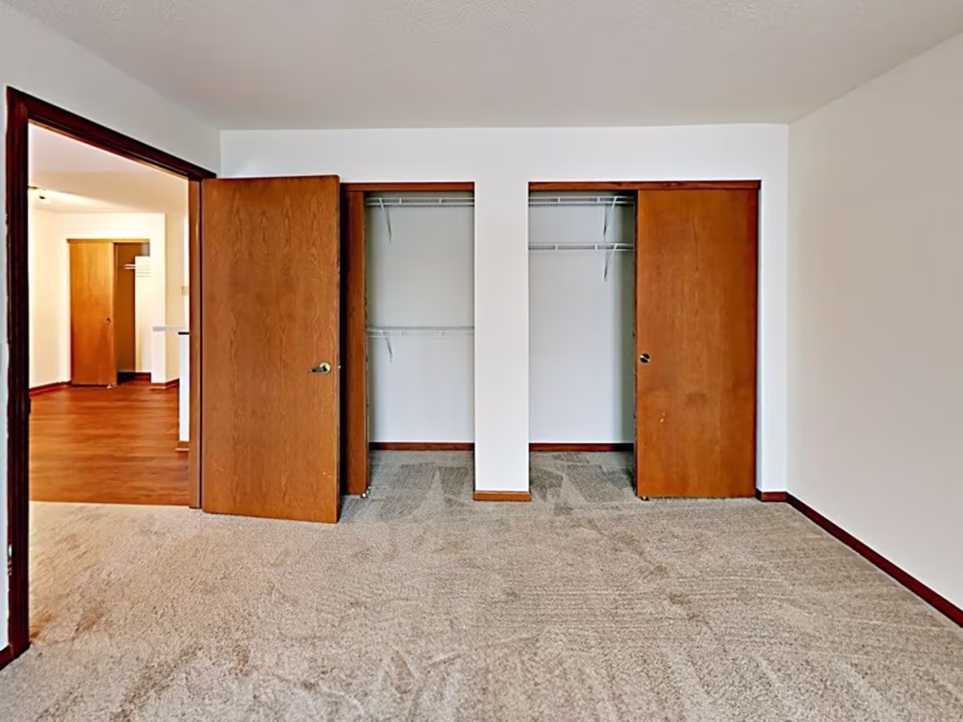 G - Unit 13-106 photo thumbnail 17