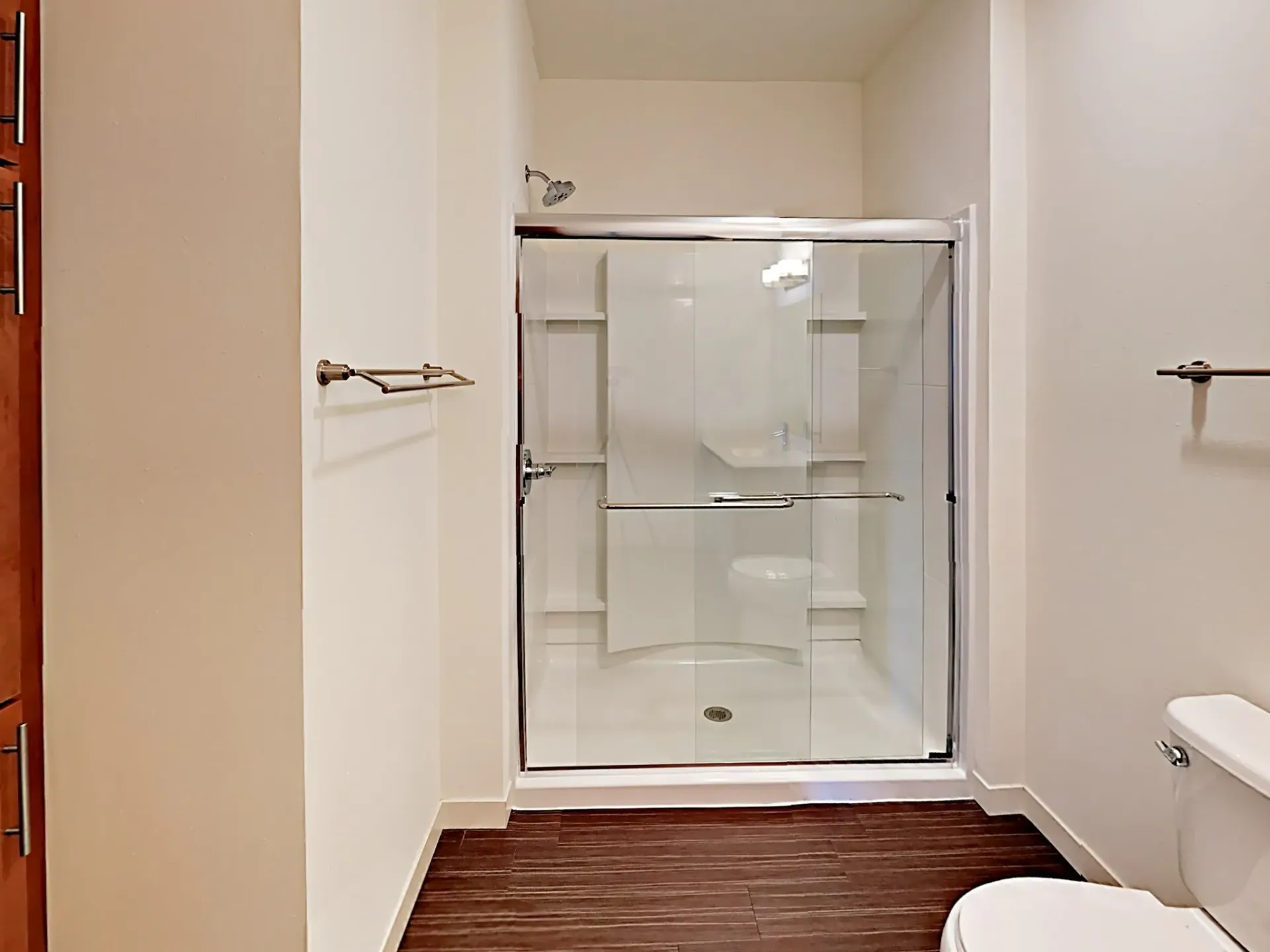 2F - Unit 515 photo thumbnail 18